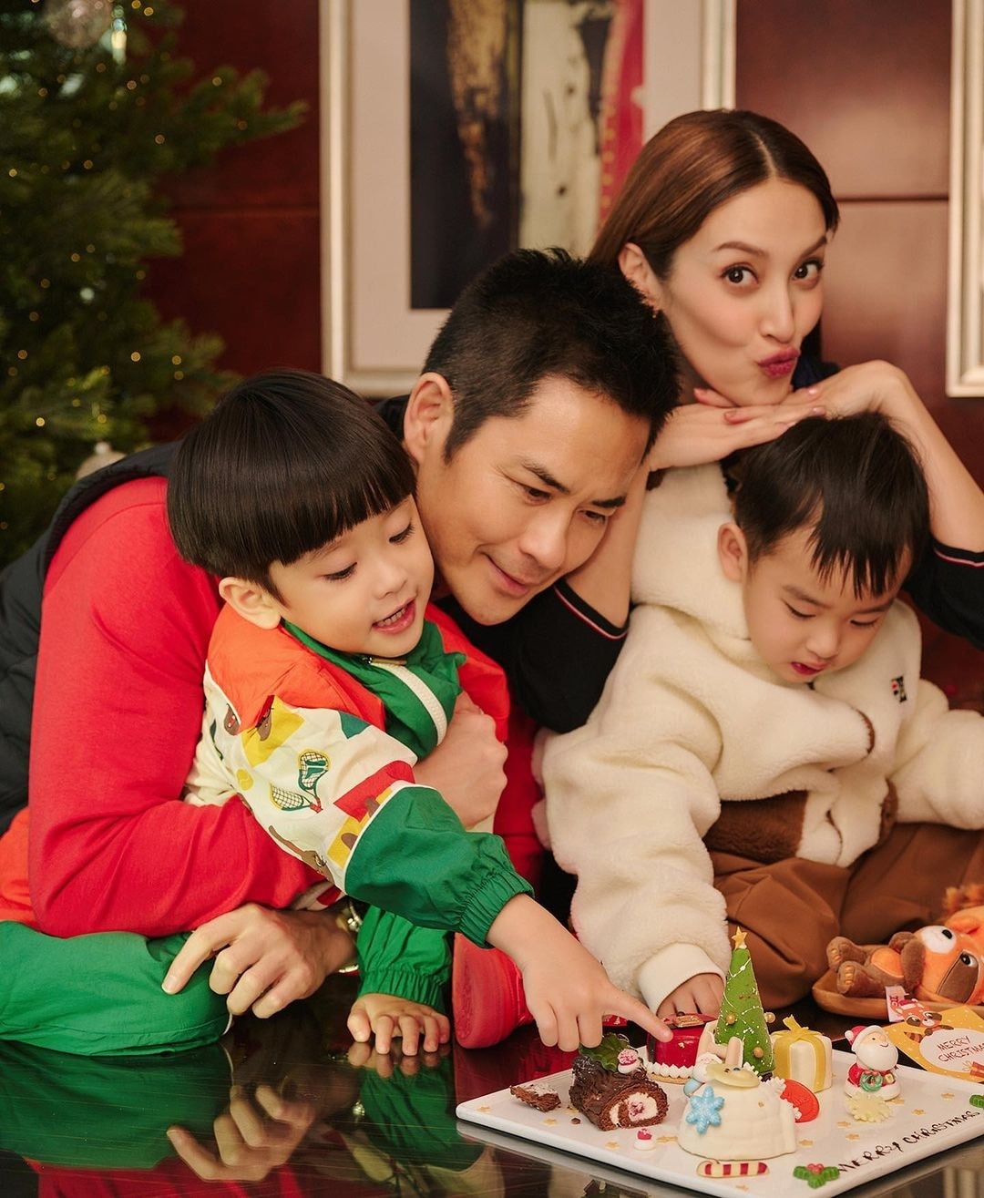 夫婦二人早有共識,只要其中一方要工作,另一方就,另一方就要負責照顧家庭。