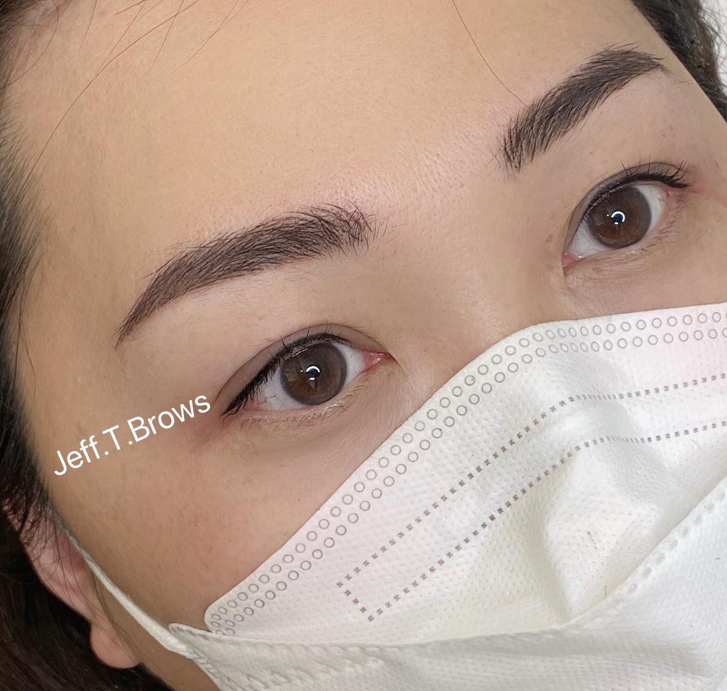 新式紋眉不會結痂。