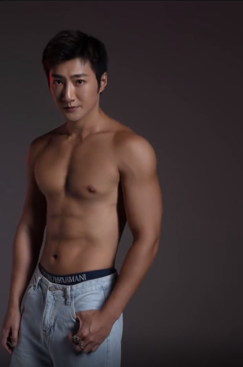 蔡淇俊的身材Fit爆。