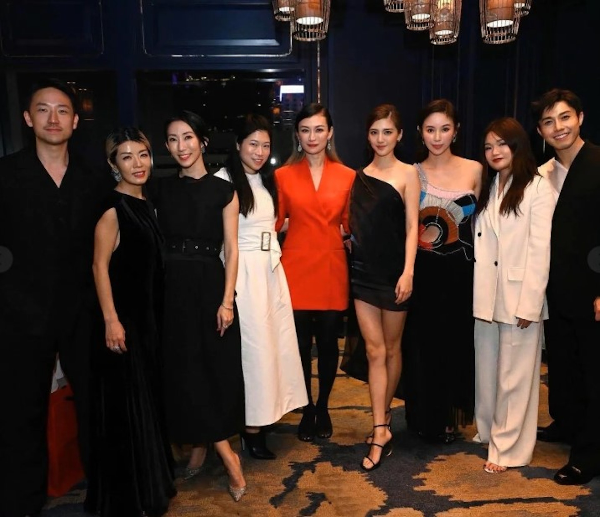 吳千語參與名流聚會。