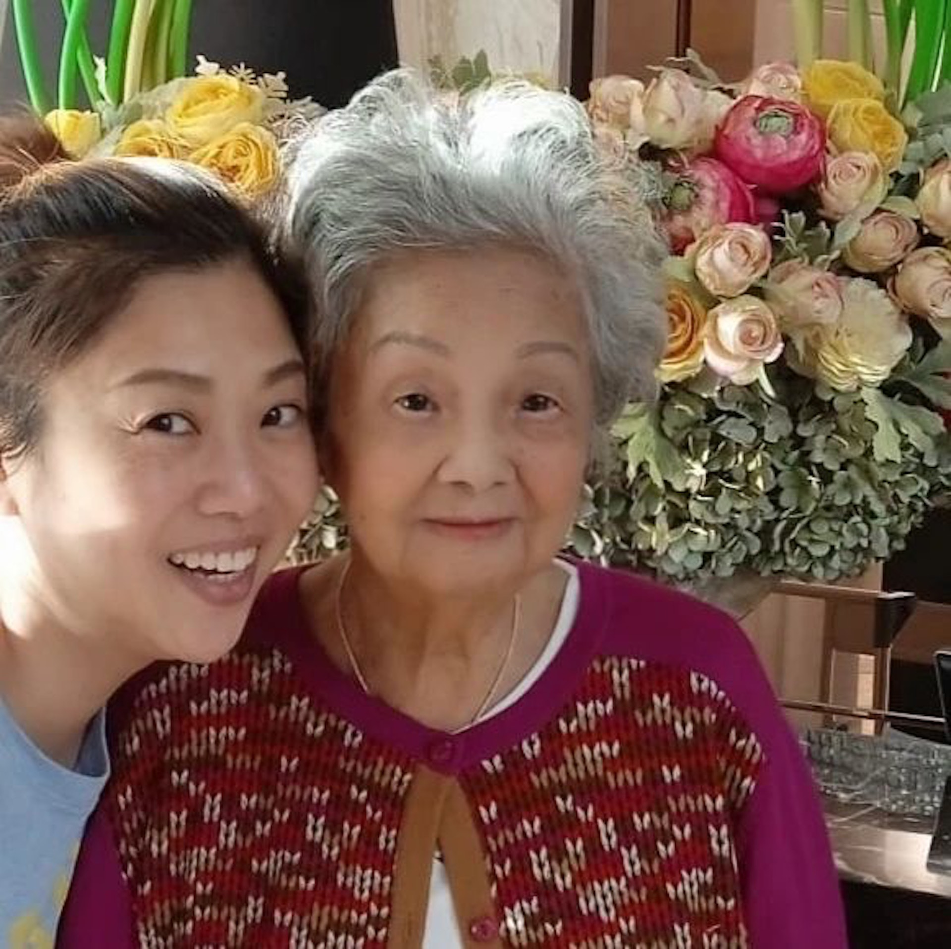 梅小惠不介意露出魚尾紋。