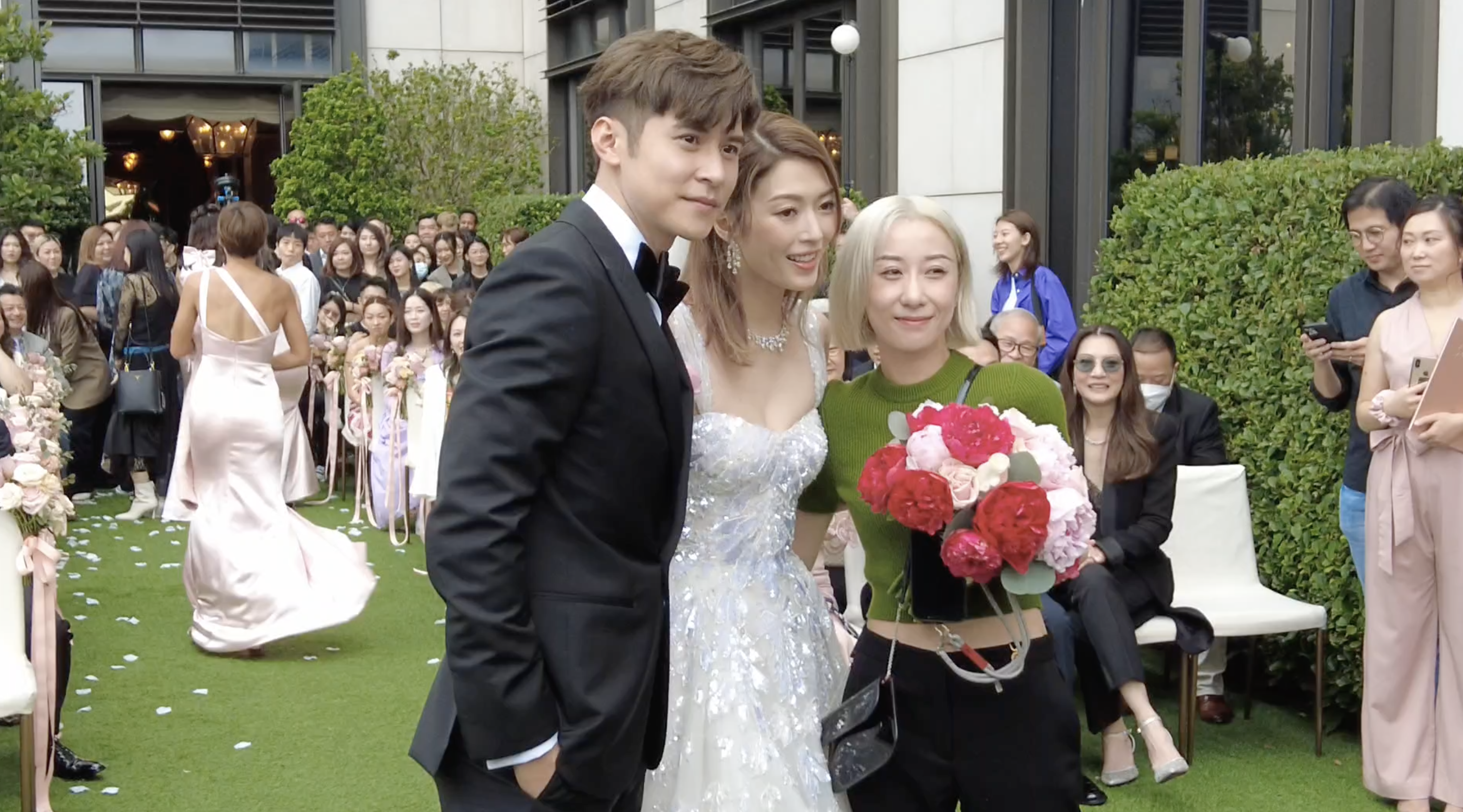 連詩雅陳家樂與泳兒合照