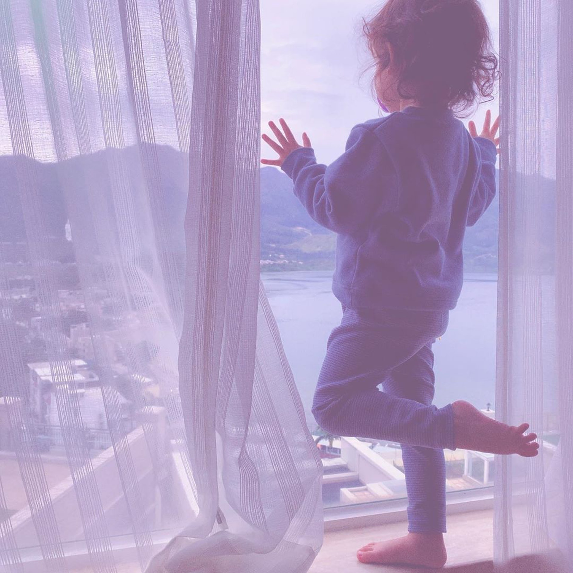 向外望是無敵大海景。