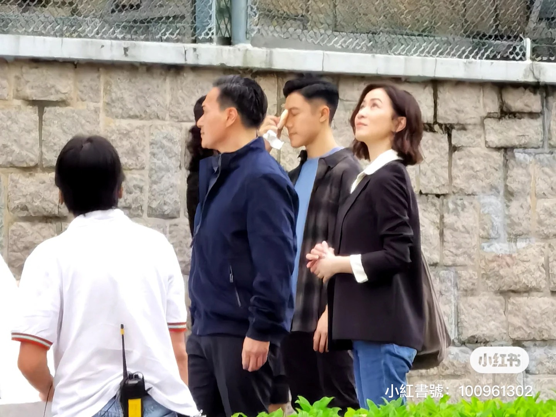 網民表示所影的幾張照片都是生圖,令佘詩曼在零濾鏡之下曝光真實狀態。