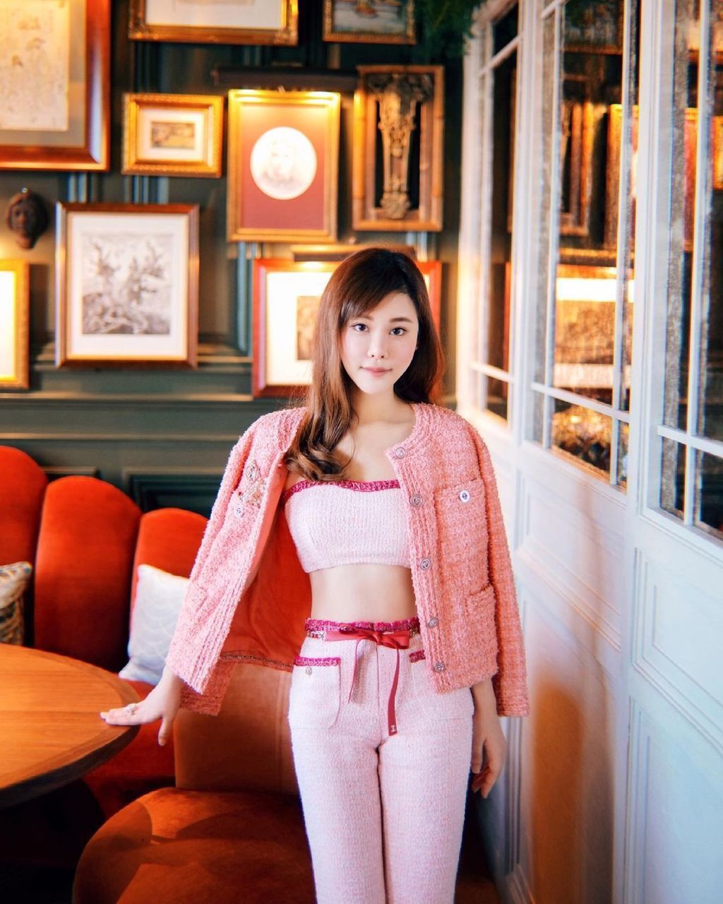 蔡天鳳再婚後仍照顧前夫一家。