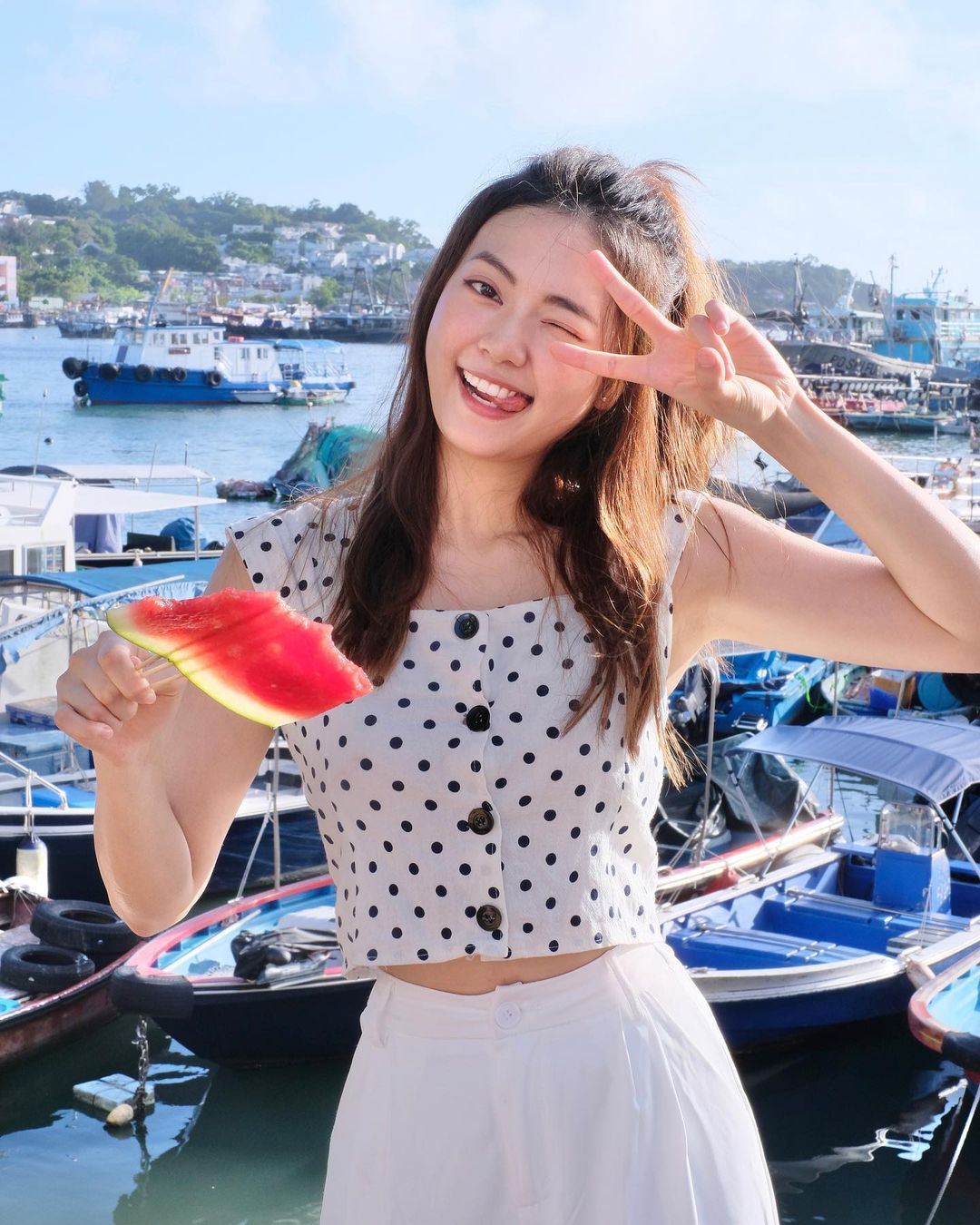 游嘉欣就表示早於在《#後生仔傾吓偈》做主持時，已開始自己帶飯返工