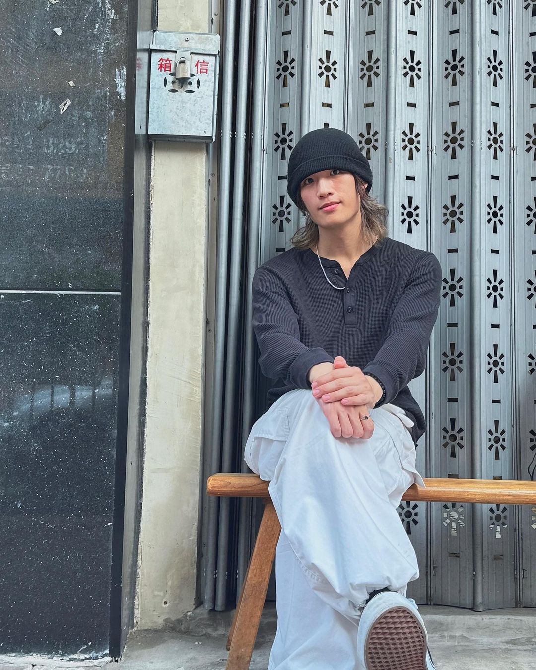 白水個人專長是跳舞、演戲、打泰拳和講冷笑話。