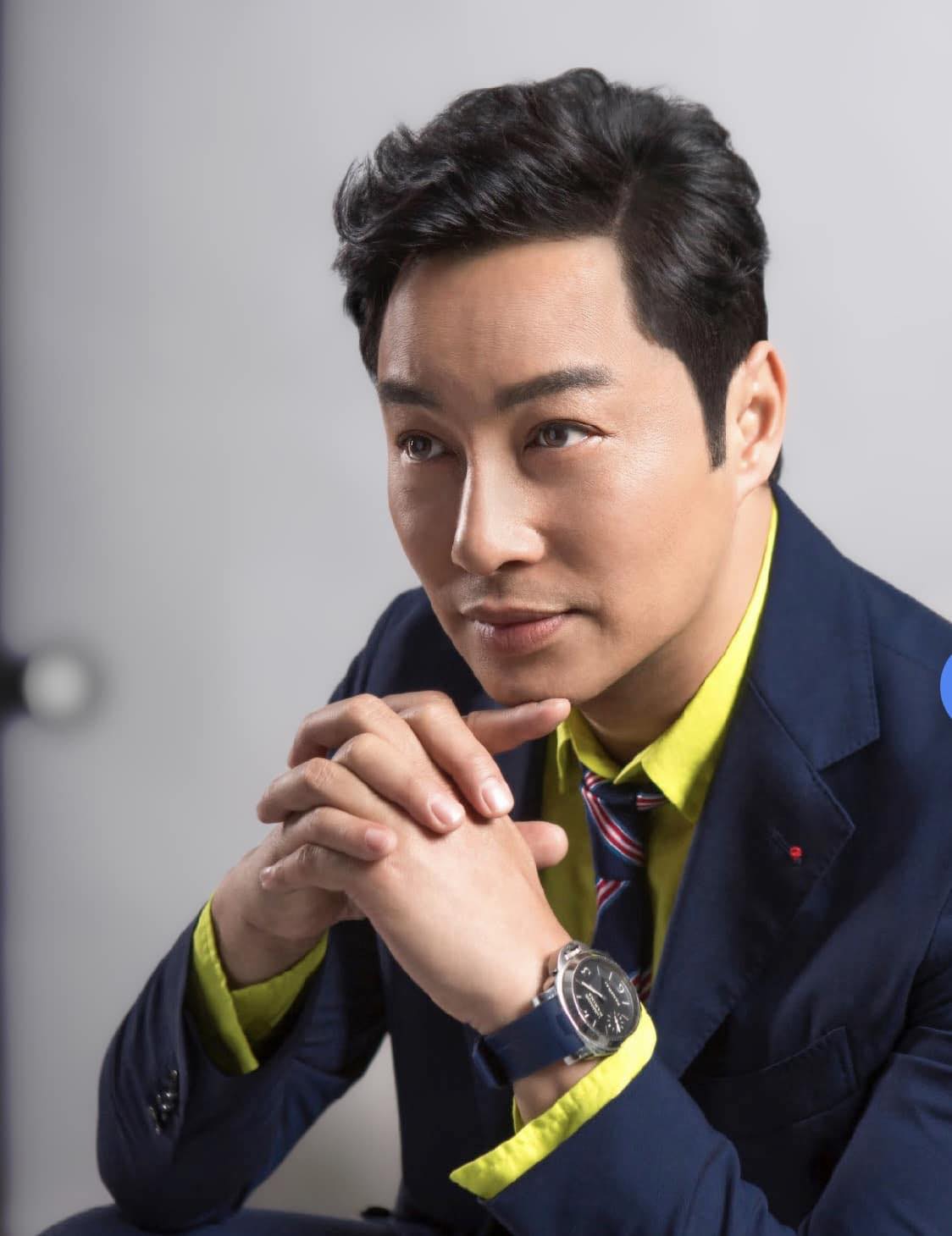 譚耀文自言不是嚴父。