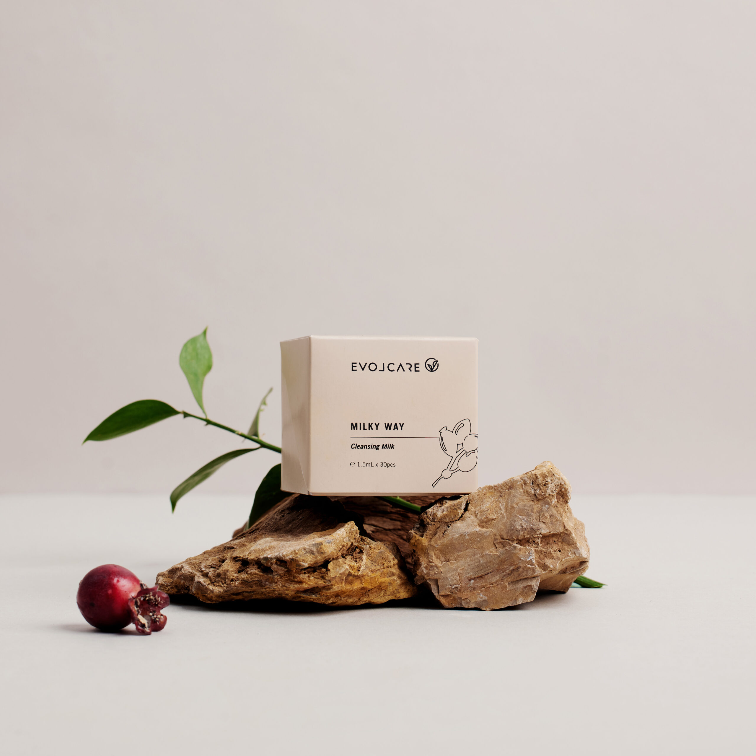 Milky Way 玫瑰果油潔面乳 HK$160