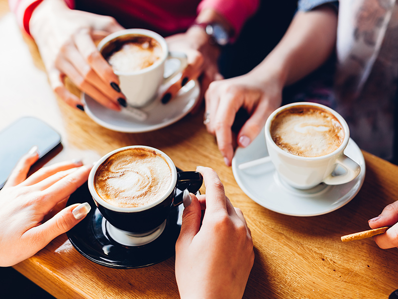 喜歡喝「高級」飲品。