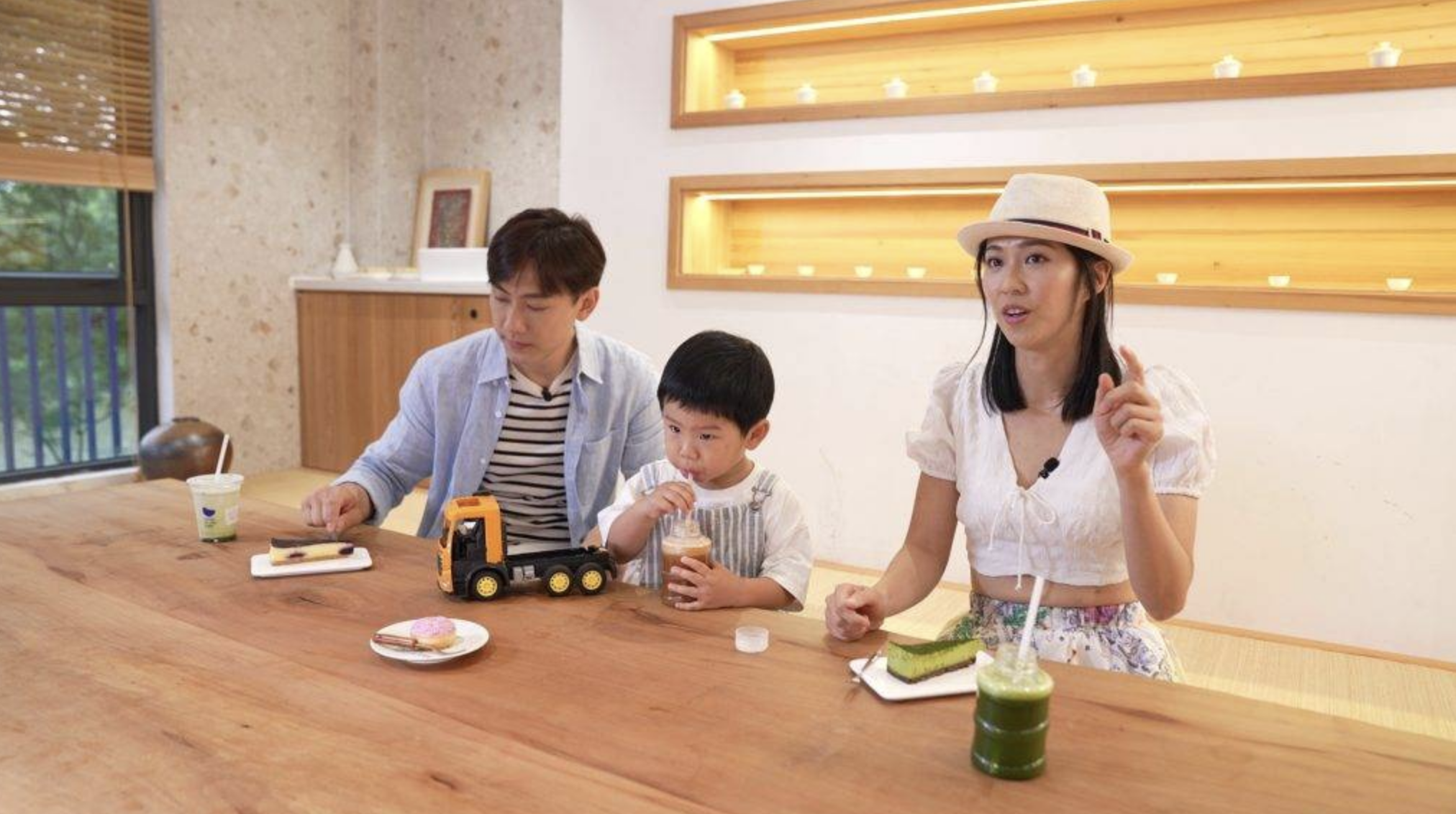 TVB《同屋企人去旅行》日前播出Patrick Sir(林溥來)、太太關宛珊(Kimmy)和囝囝Preemo的親子遊