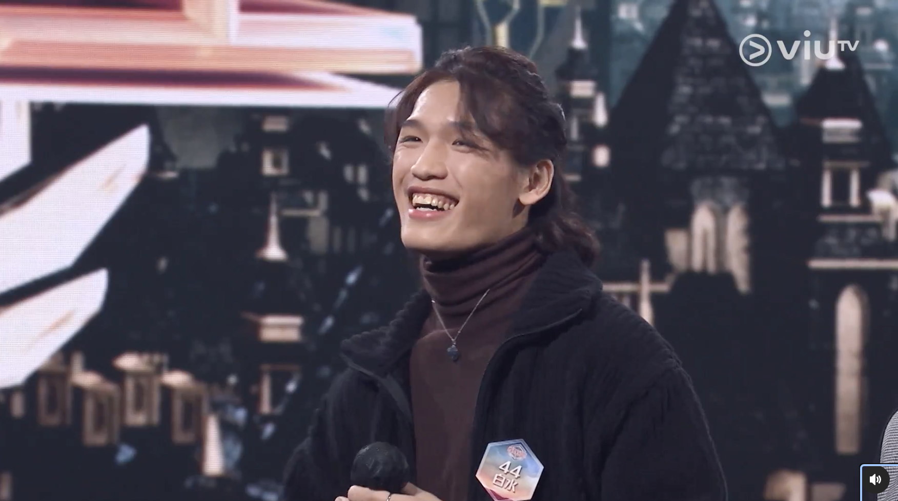 44號白水梁偉泉笑起來超可愛