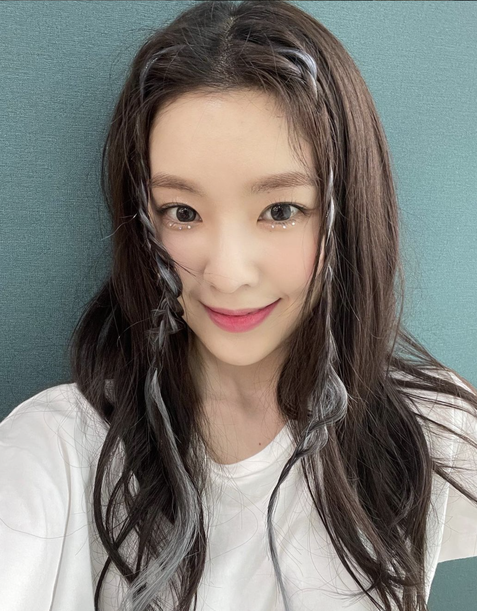 2023熱門髮色趨勢：黑茶棕