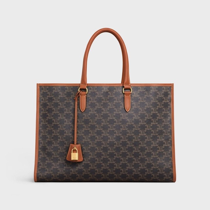 Celine Triomphe Horizontal Cabas 帆布手提袋 HK$19,500