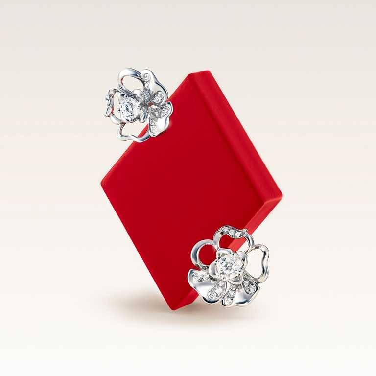 周大福月季花耳環$8,500起