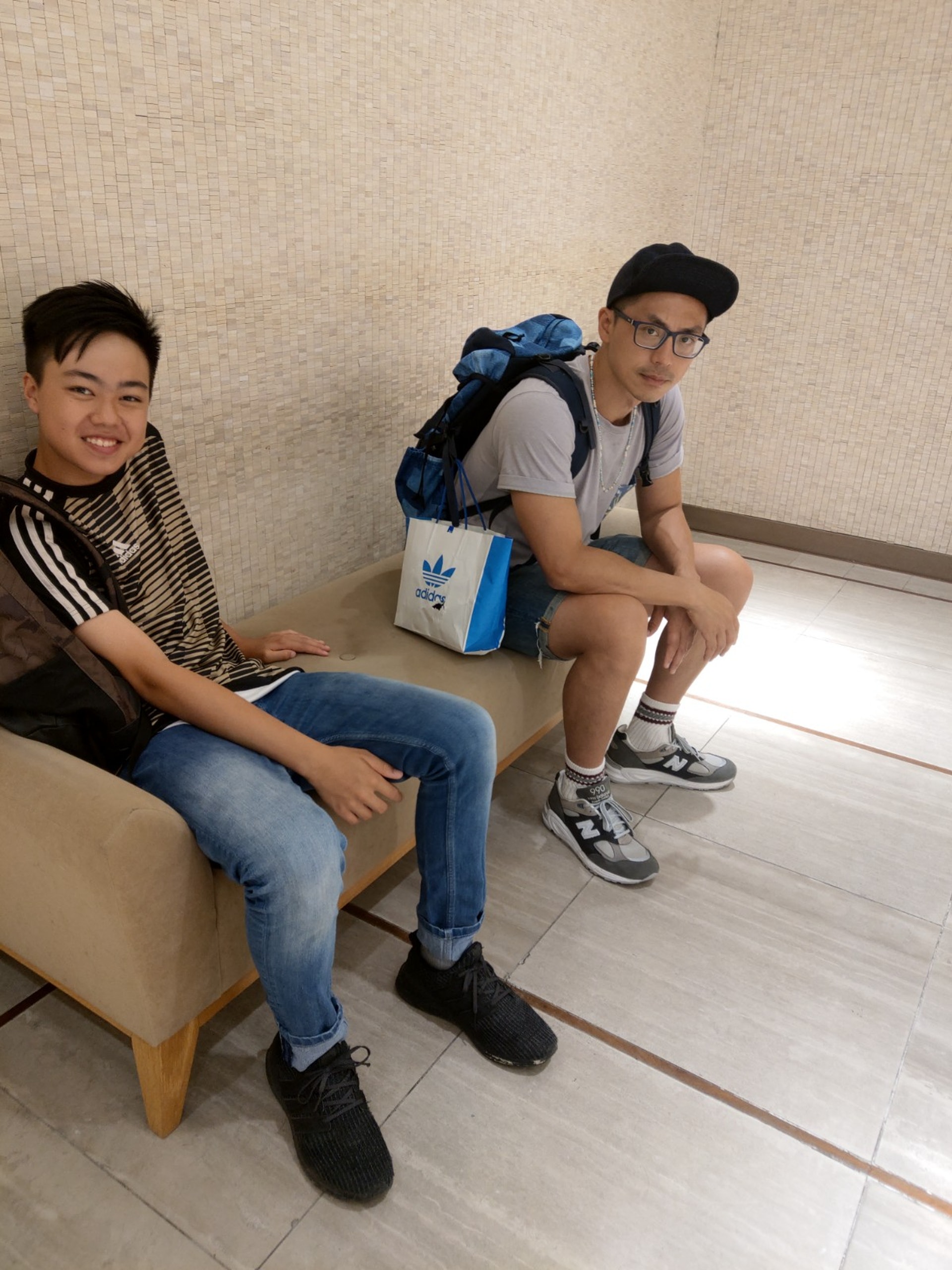 森美曾一度反對兒子到英國升學。