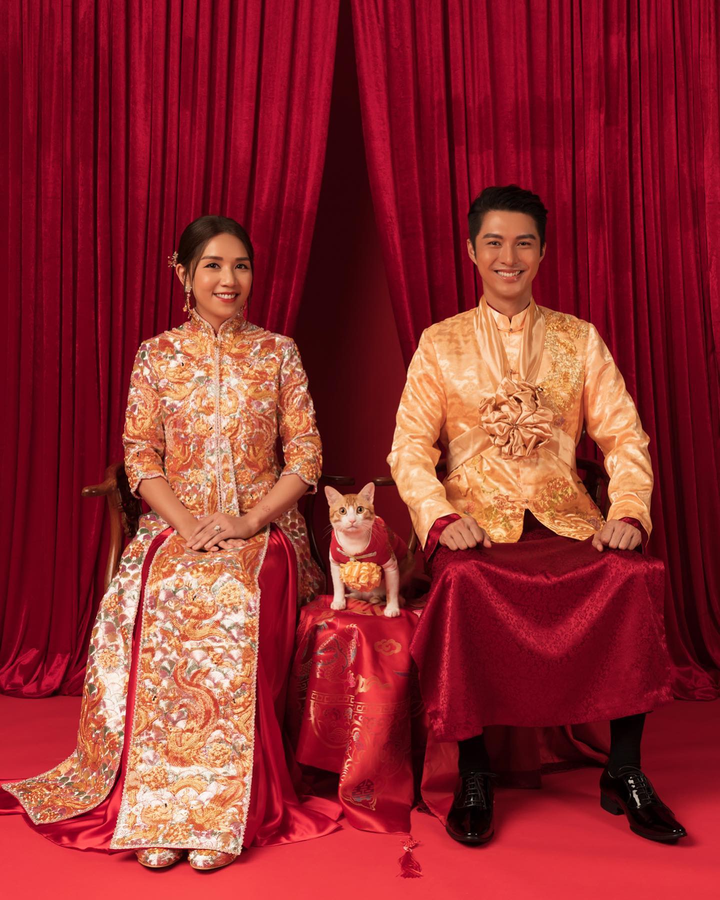 中式婚禮的新娘通常會穿著傳統紅色裙褂,象徵吉祥和祝福。