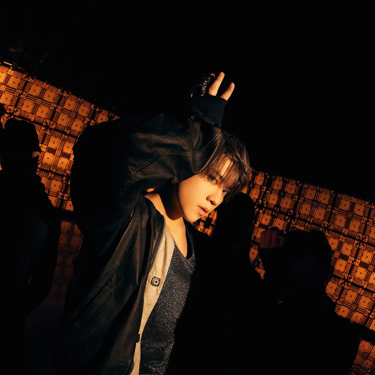 新歌《Dummy》