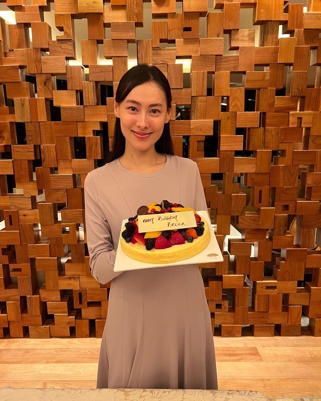 梁洛施是巨蟹座代表之一