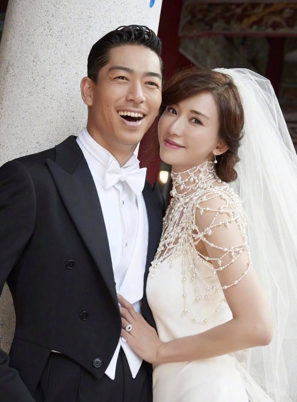 林志玲的婚紗造型相當優雅