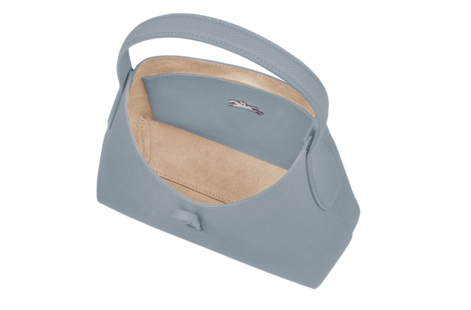 採用平滑的小牛皮材質製造而成，簡約易襯。