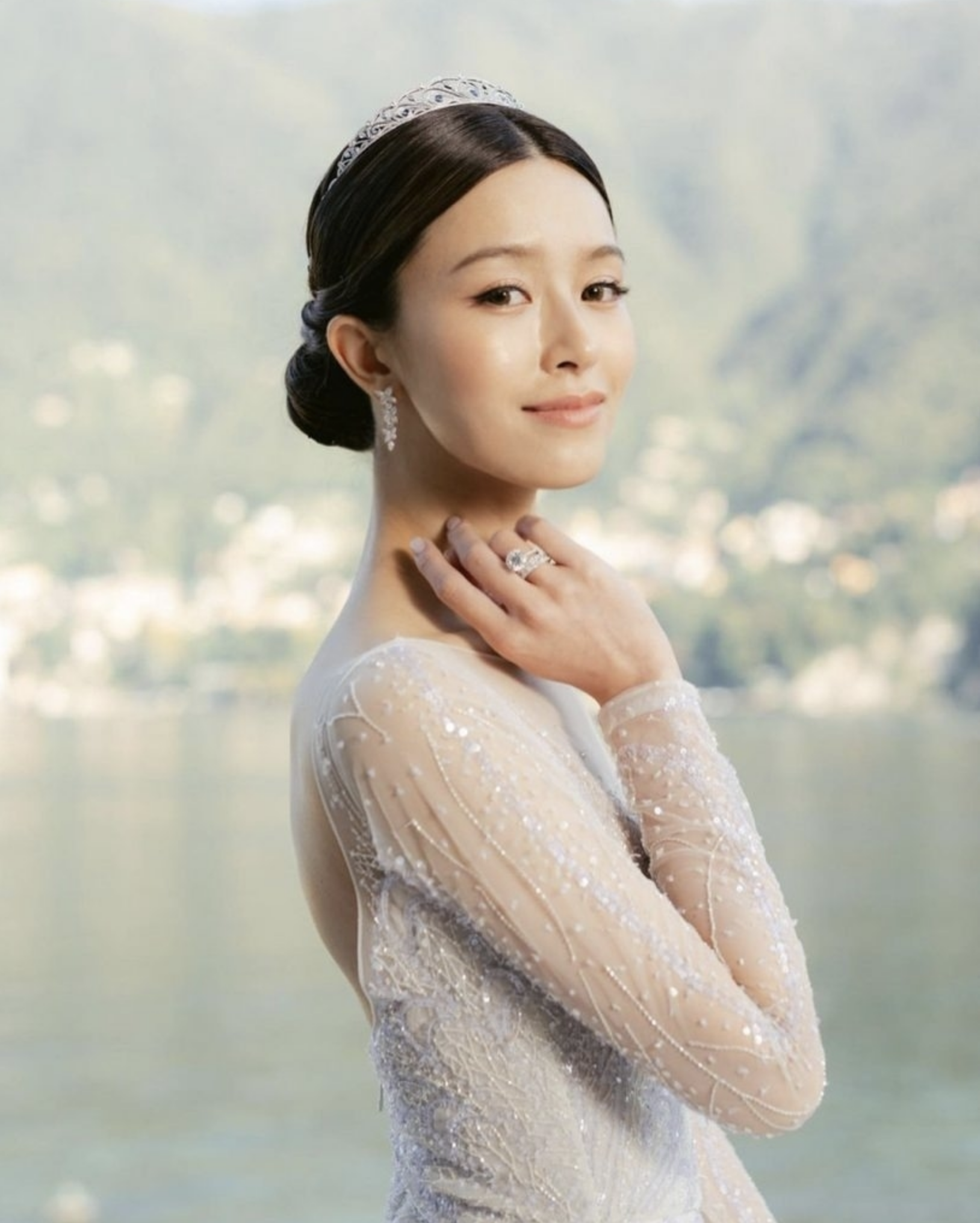 婚禮新娘髮型一:優雅氣質低髮髻