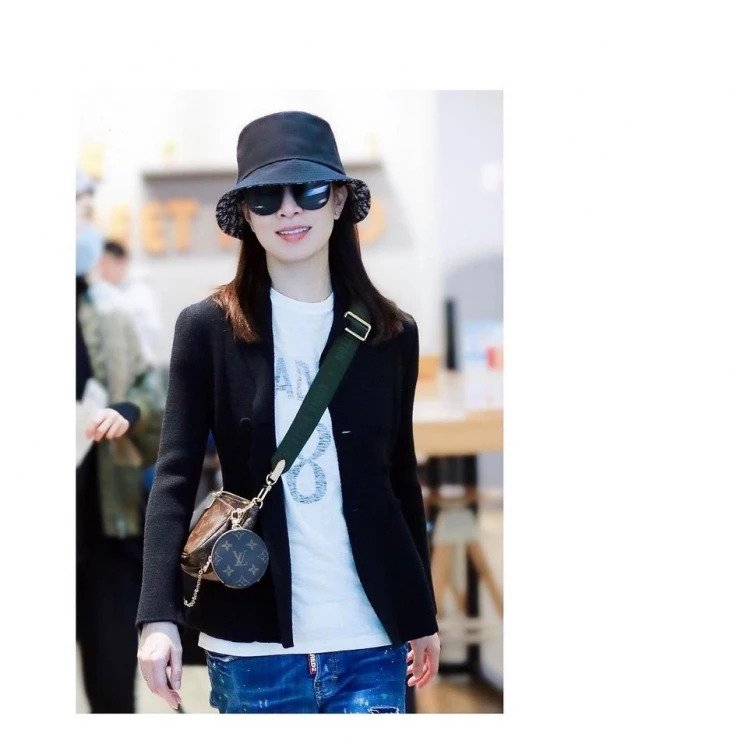 Louis Vuitton Multi Pochette