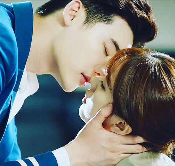 金牛座非常享受親密行為,可觀察他發生關係後的反應。