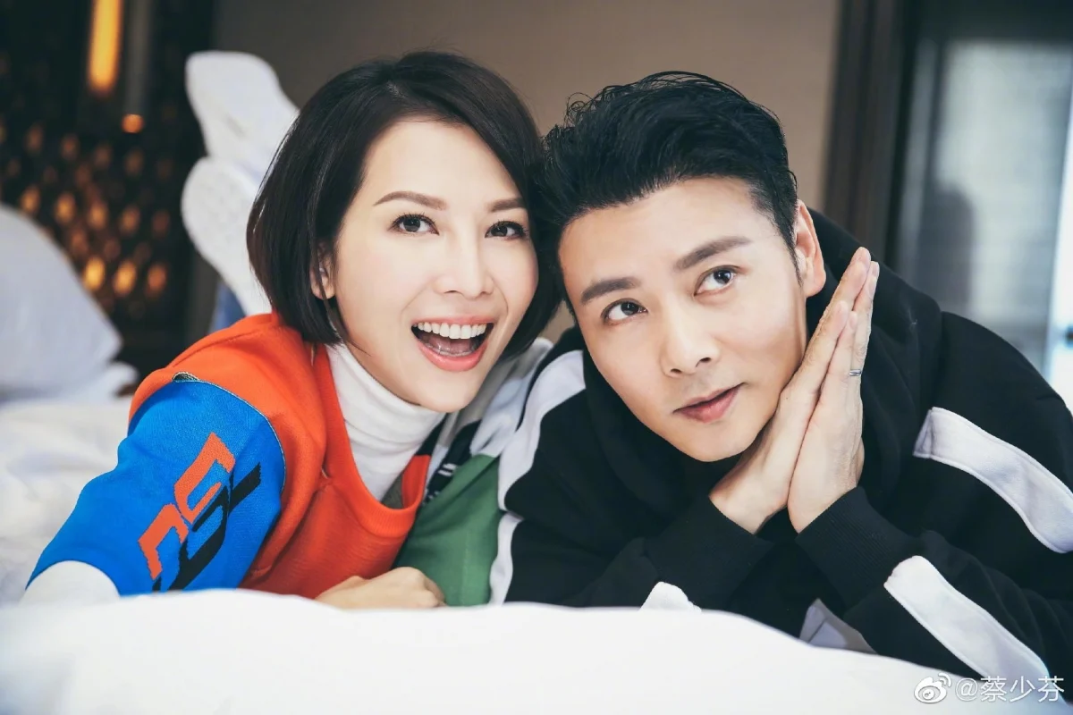 蔡少芬與張晉。