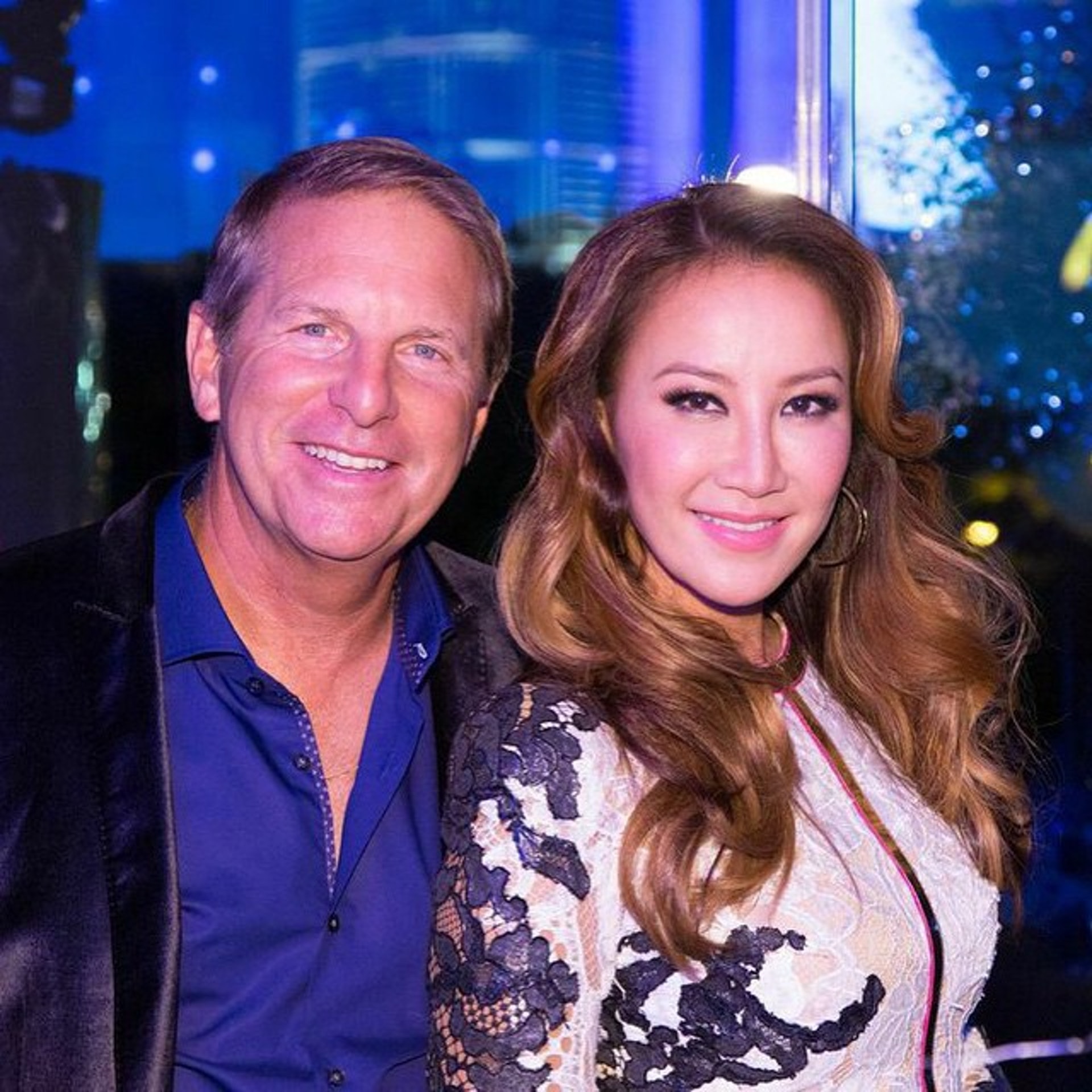 李玟近年與加拿大籍富商老公Bruce的婚姻出現問題。