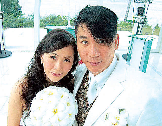 2011年，黃子揚與從事保險業的Winnie結婚。