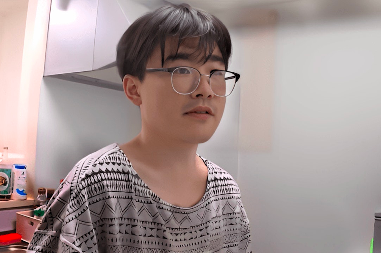 Fumi君在日本名校早稻田大學畢業後,一直沒有返工,前後13年過著被7任女友「包養」的生活。