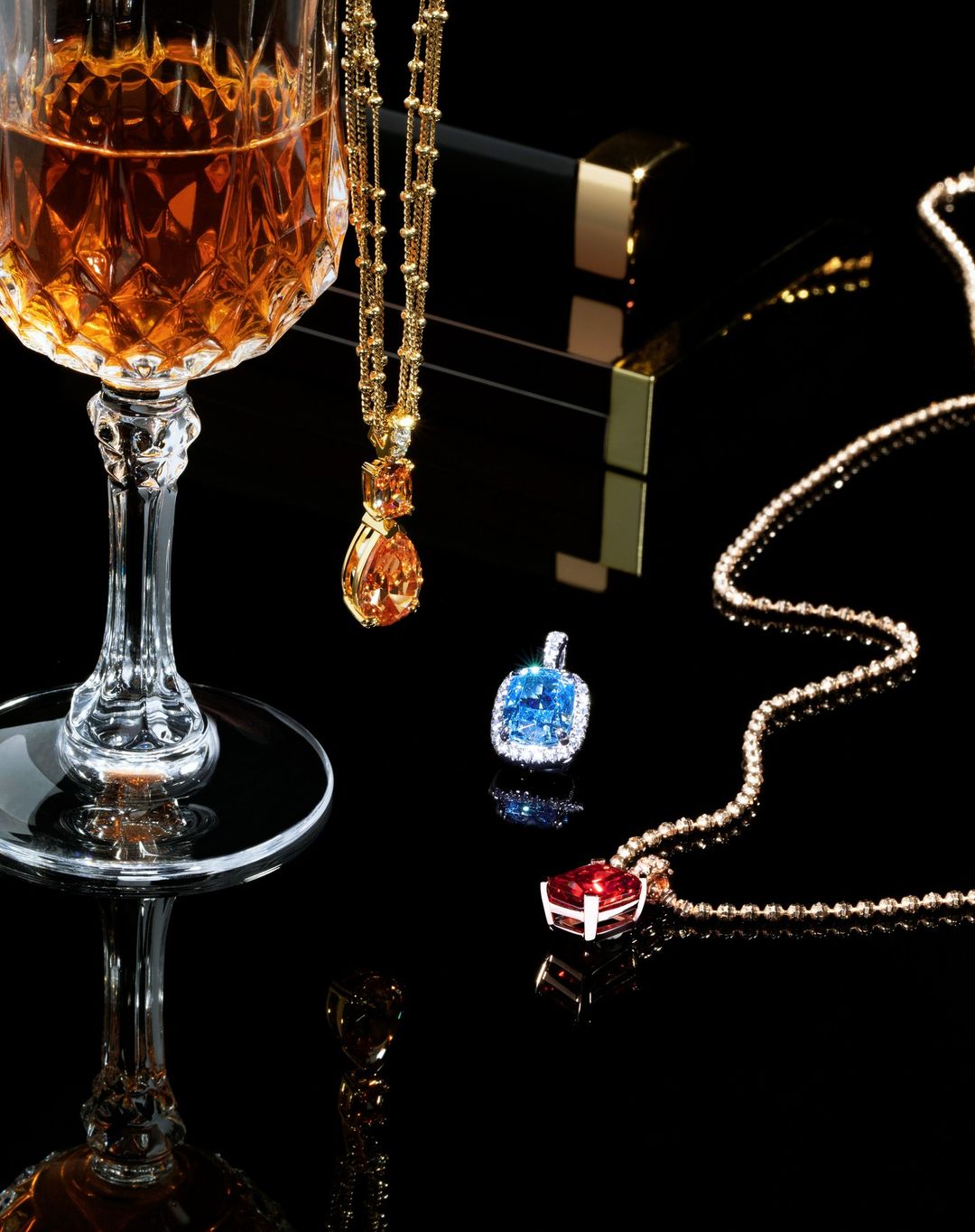 ARTE Madrid的CLASSY CLIPPY系列以經典浪漫電影為主題