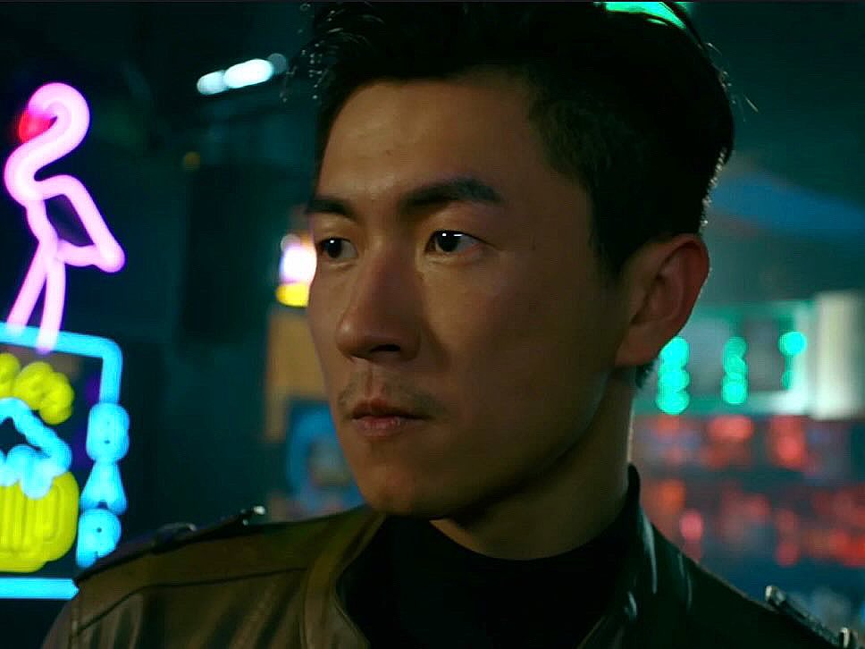 本身單眼皮的馬貫東，予人一種猜不透的感覺，正正符合「杜飛」的性格。