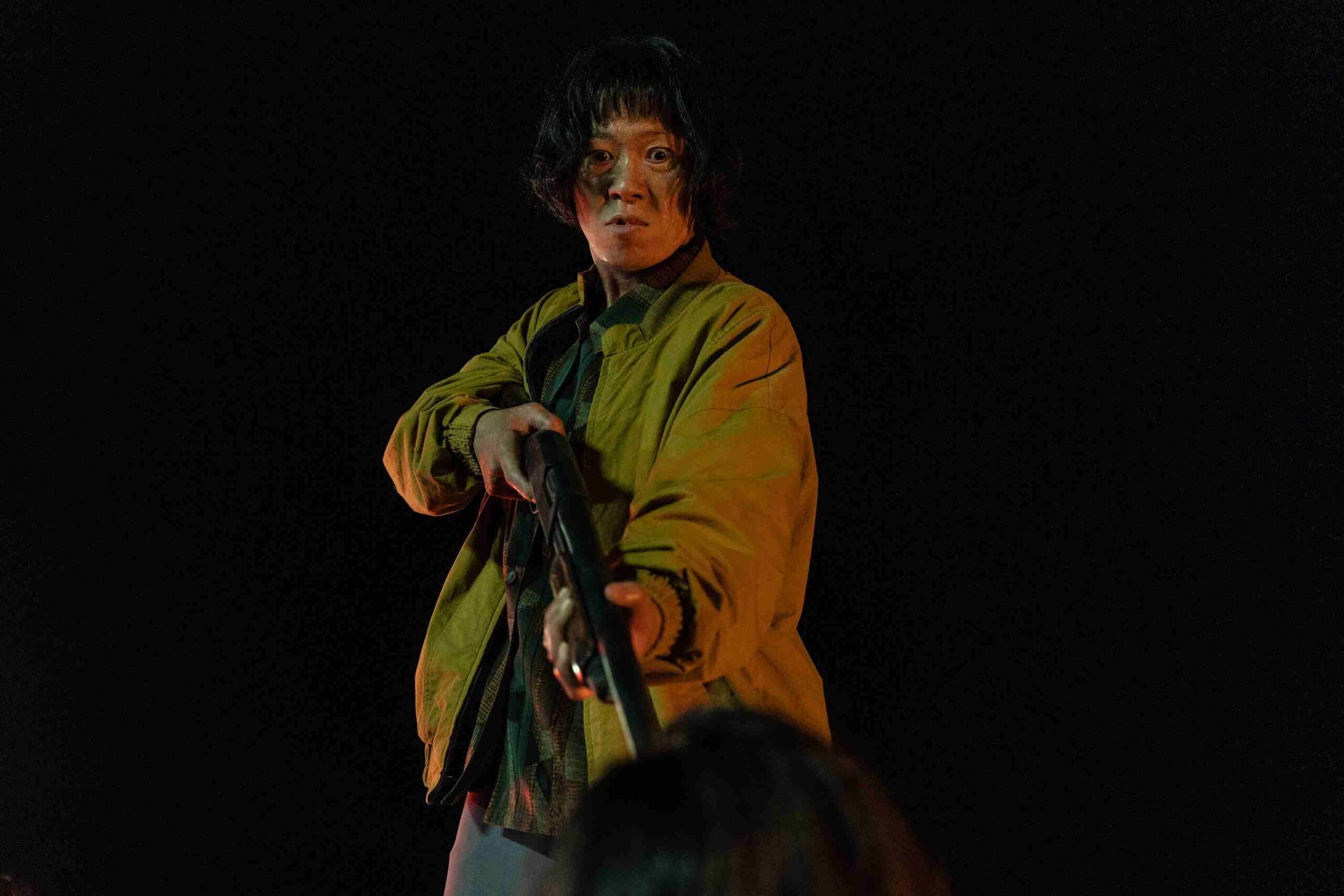 「金慶子」在「金貌美」逃亡期間追上對方,更展開一場混戰。