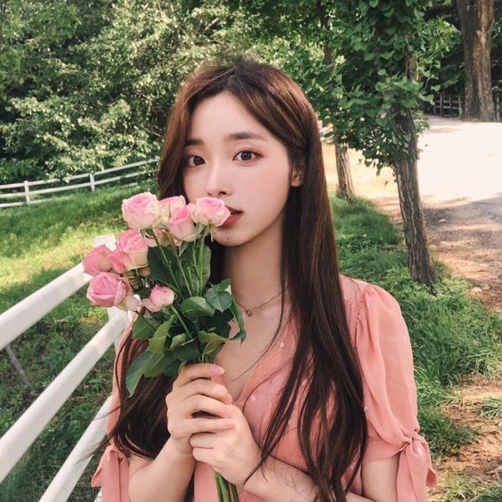 水瓶座優點：善於思考和創造。