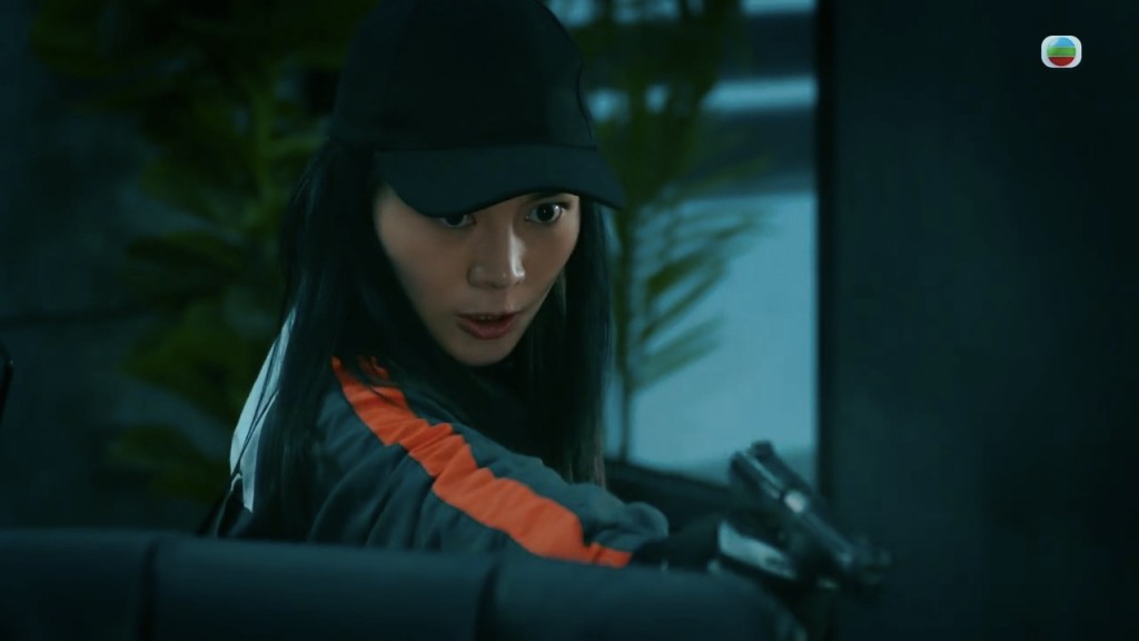 關嘉敏在《破毒強人》客串演出女殺手相當搶fo。