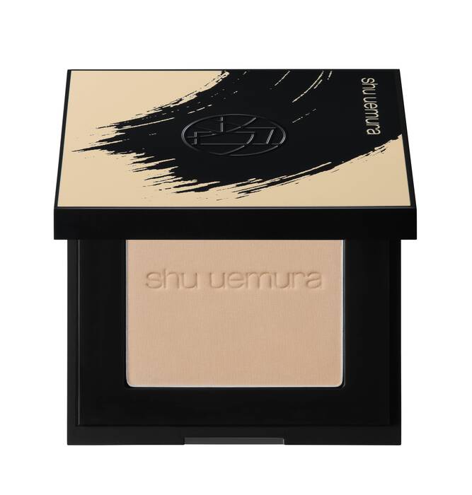 shu uemura unlimited 無限輕透水潤粉餅 HK$355