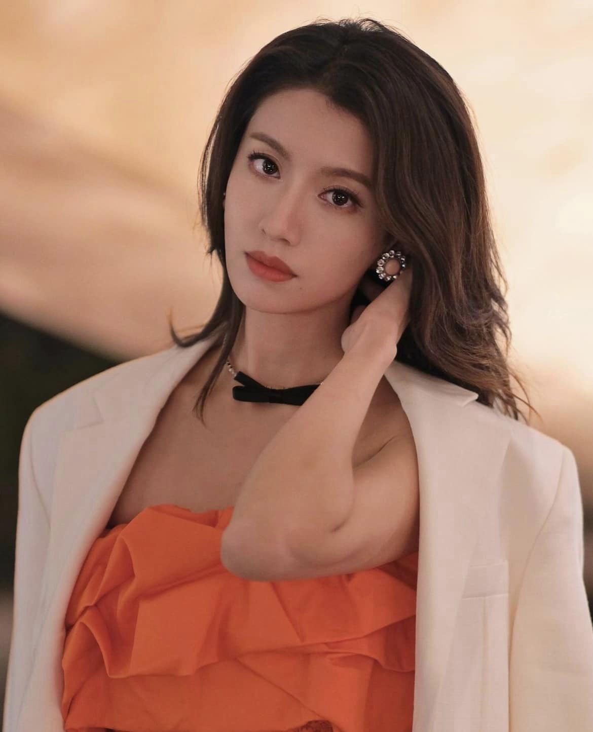 蔡思貝因為檔期問題只能以客串形式拍攝第一集和最後一集。