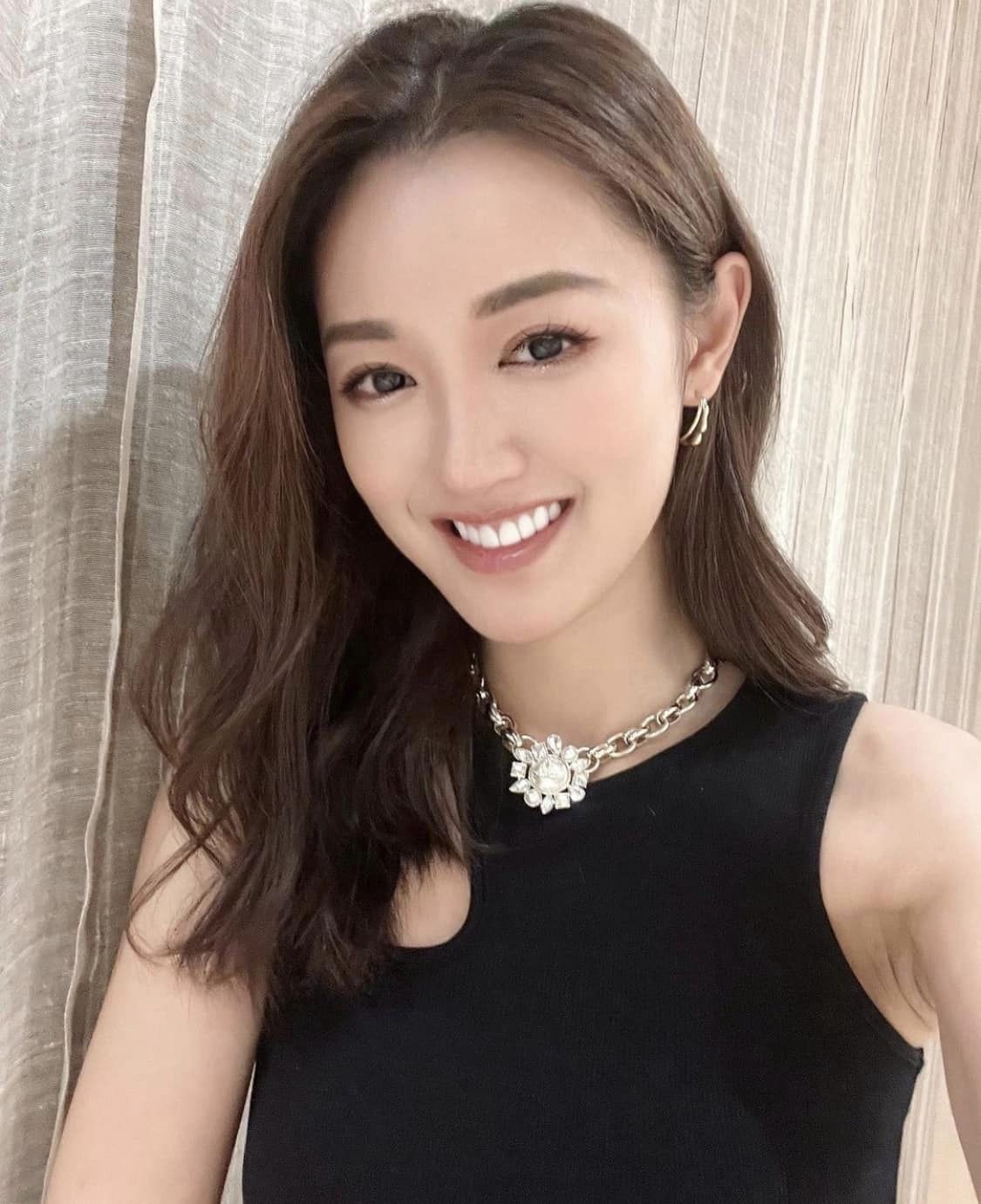 張寶兒曾被批演技幼嫩。