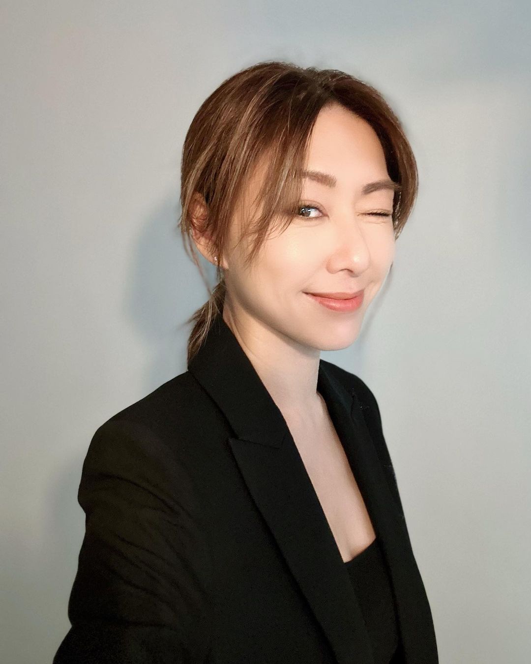 胡定欣擔正《巾幗梟雄4》女主角。