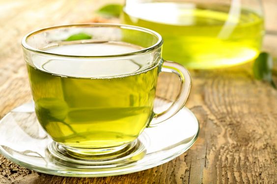 綠茶。