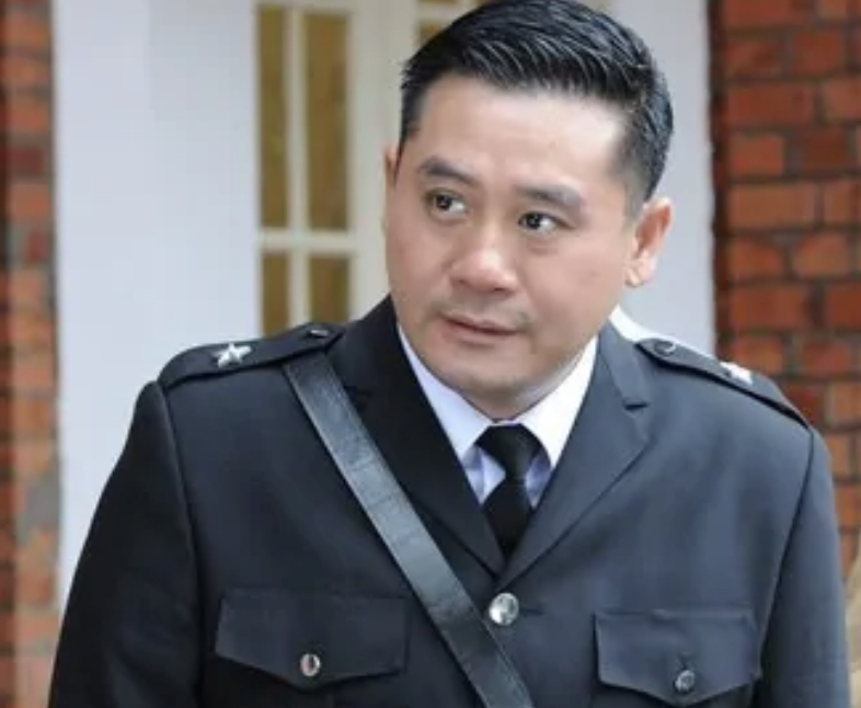 麥長青飾演的梁非凡亦無份留低。