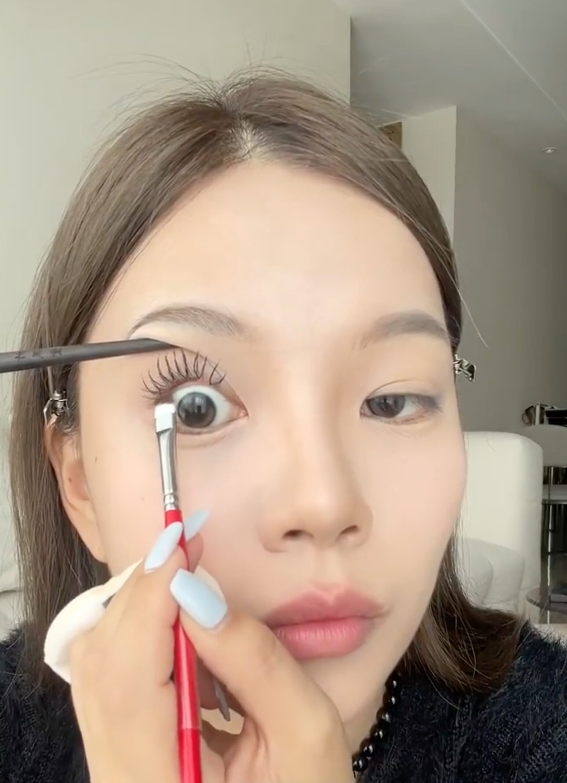 打造原生感眼睫毛。