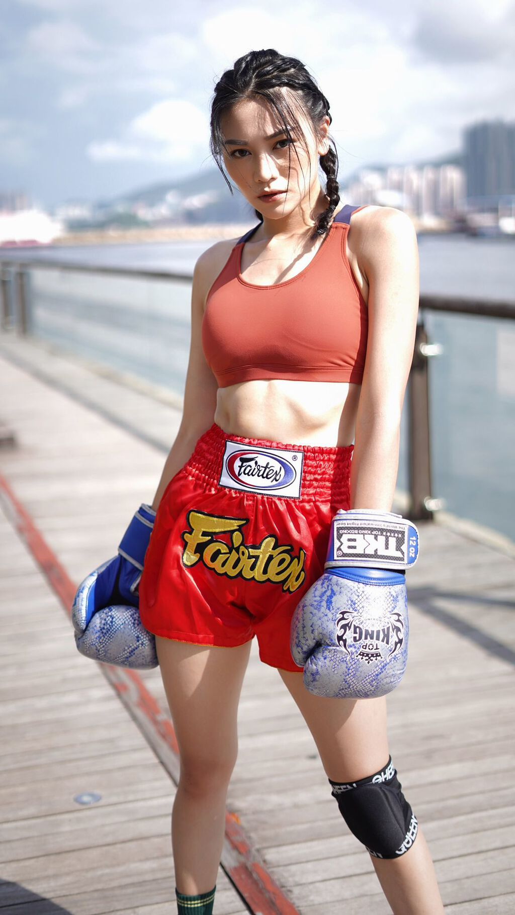 關嘉敏恨做打女學功夫。