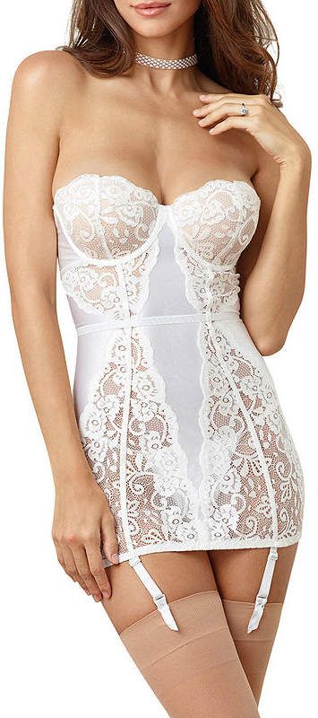 Girdle是一種塑形內衣,可以推谷上圍、收束腰部和腹部,塑造完美的身形,因此99%新娘都會選擇Girdle。