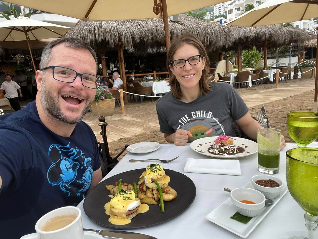 除了在生活上節儉之外，Katie Donegan與丈夫就連婚禮也是能省則省。