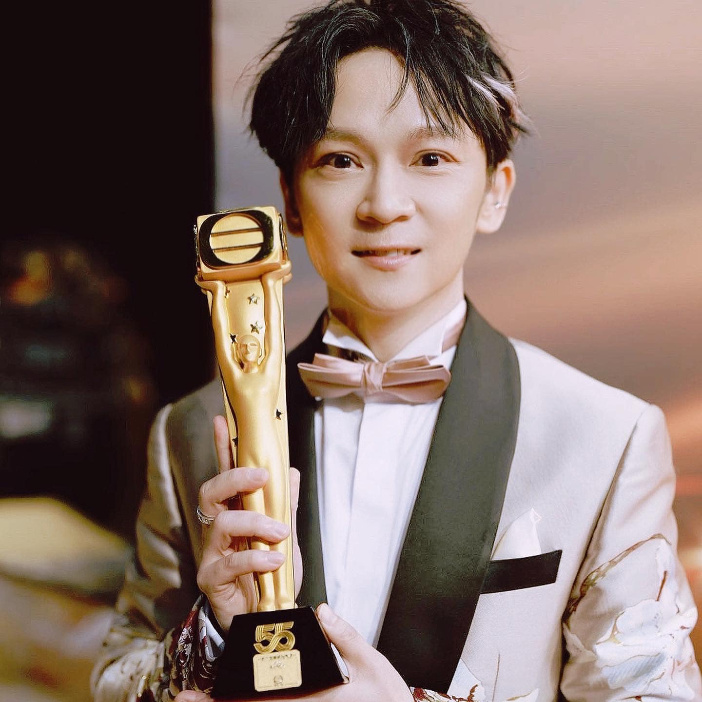 鄧智堅去年憑《下流上車族》奪得「萬千星輝頒獎典禮最佳男配角」獎。