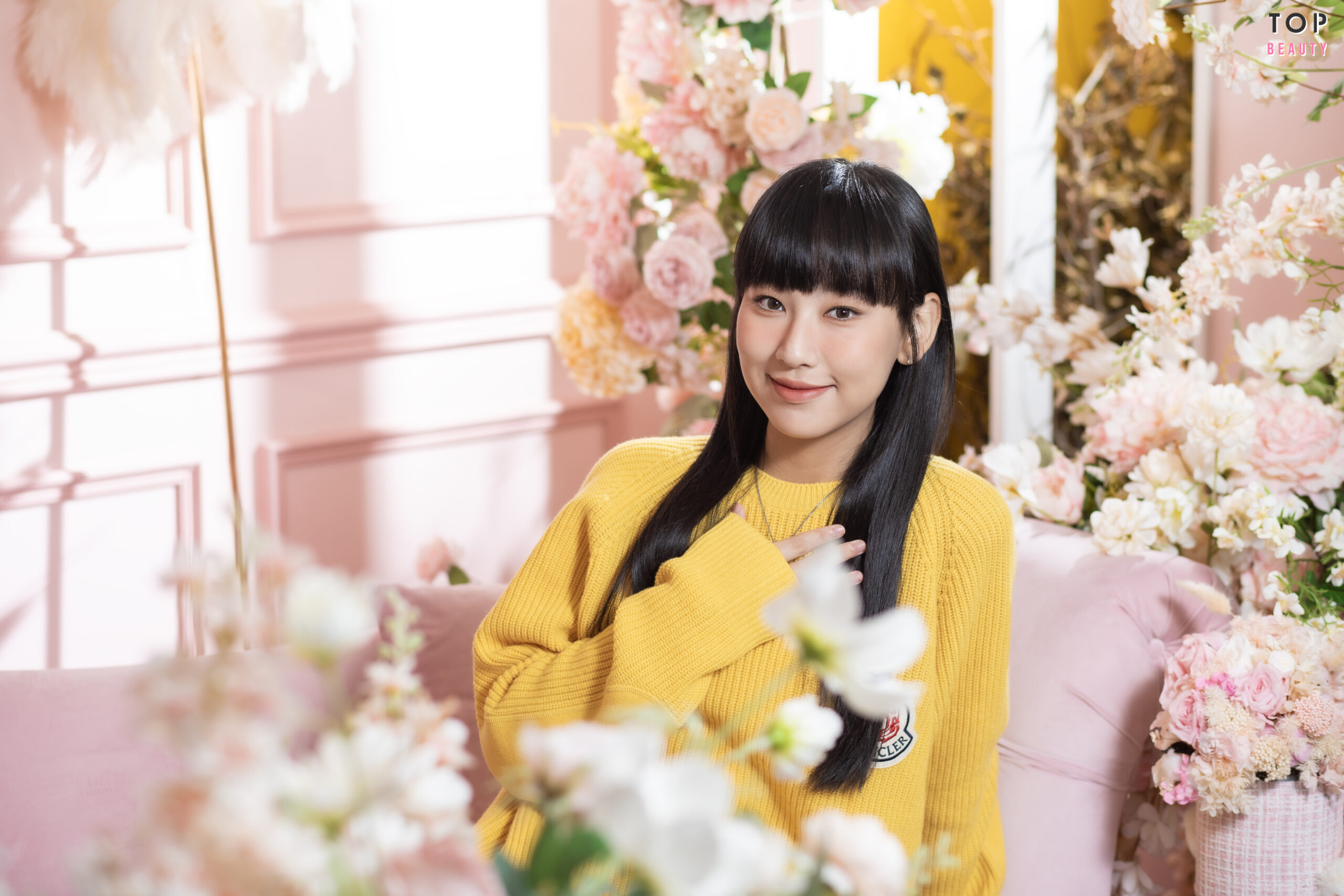 炎明熹盼以初心看待世界、面對未來