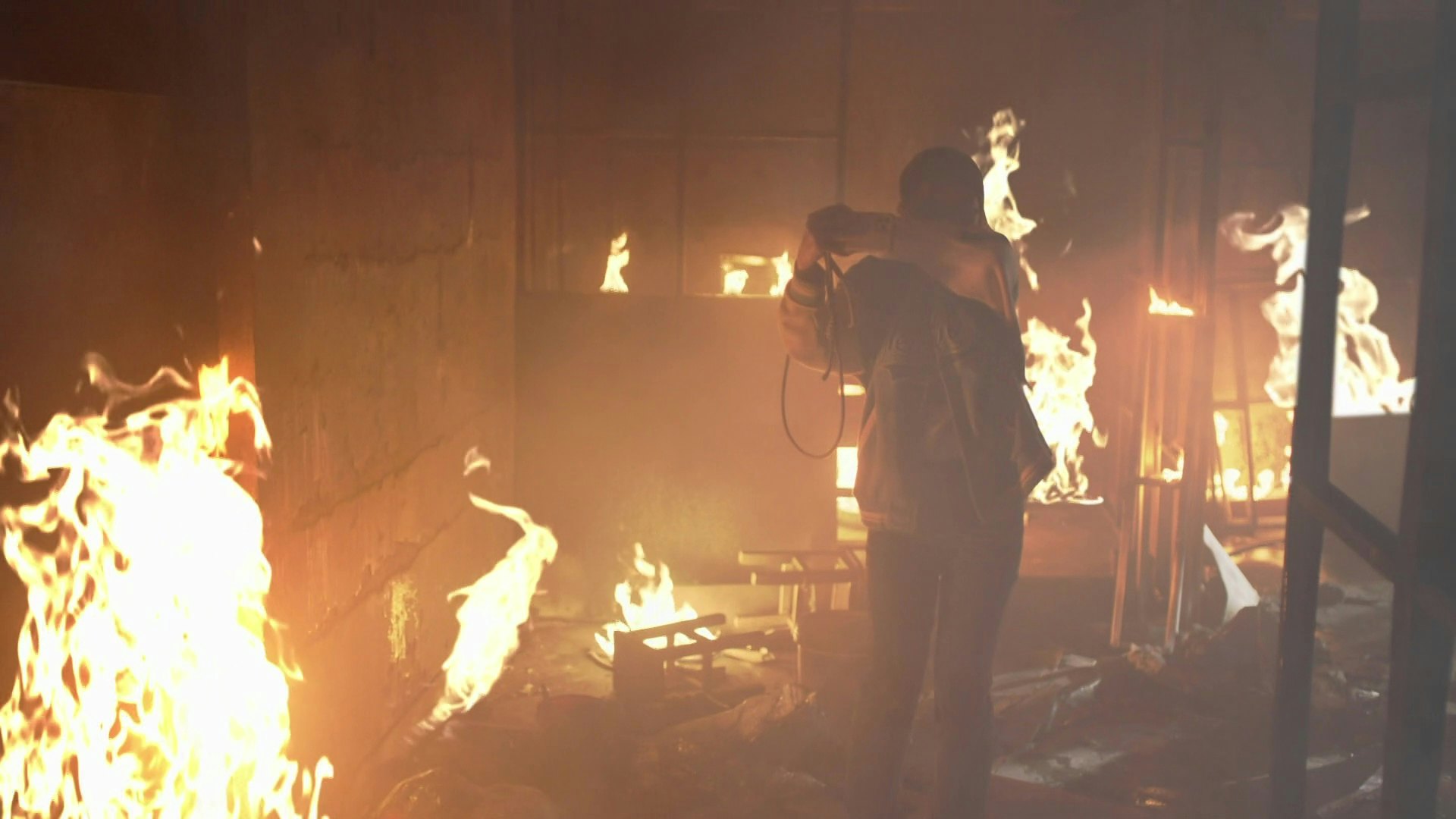 王敏奕直言現場的火種有很多,有很多火舌。